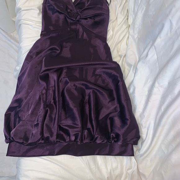 Dress - Picture 4 of 5